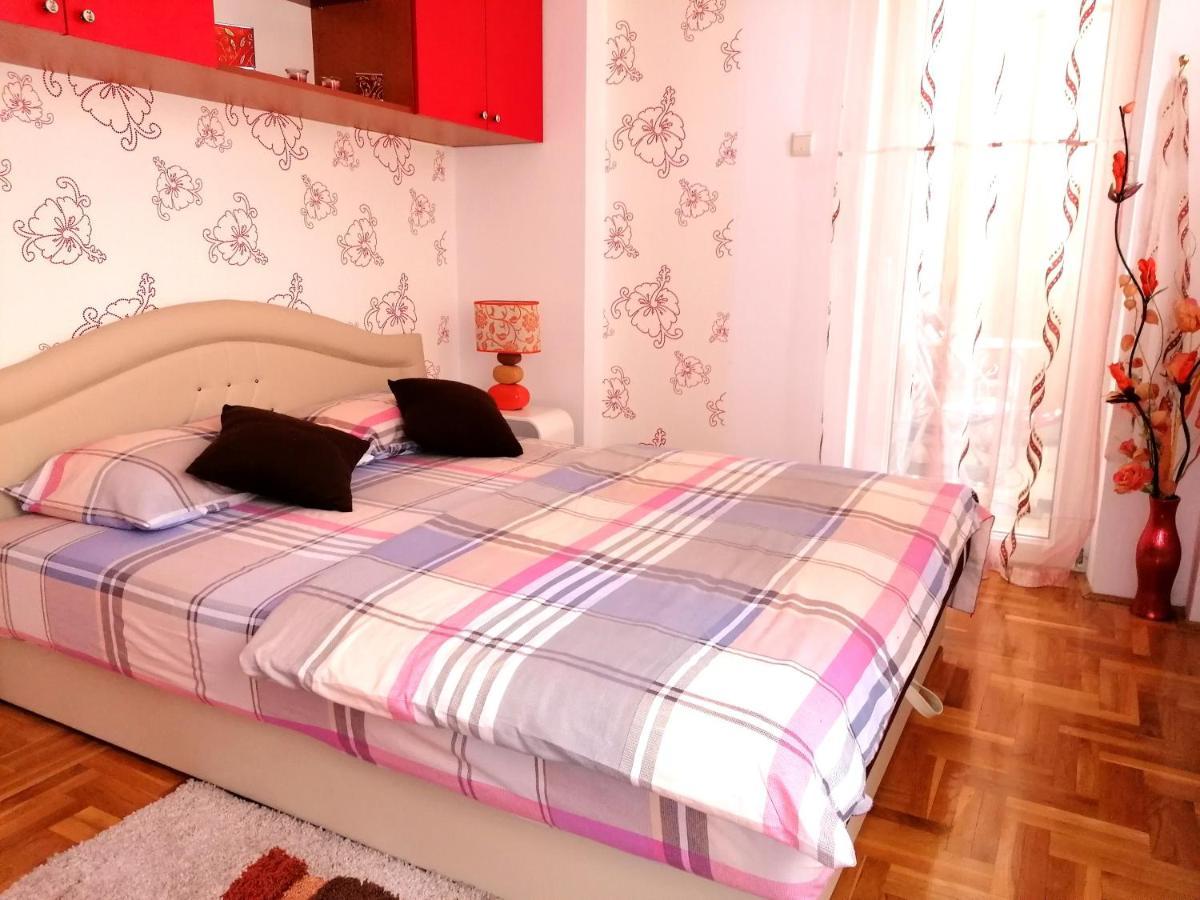 Apartman Nena Nova Varoš Exteriör bild