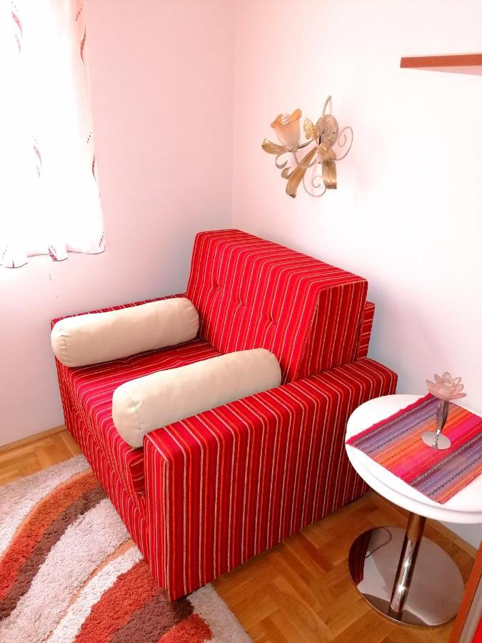 Apartman Nena Nova Varoš Exteriör bild
