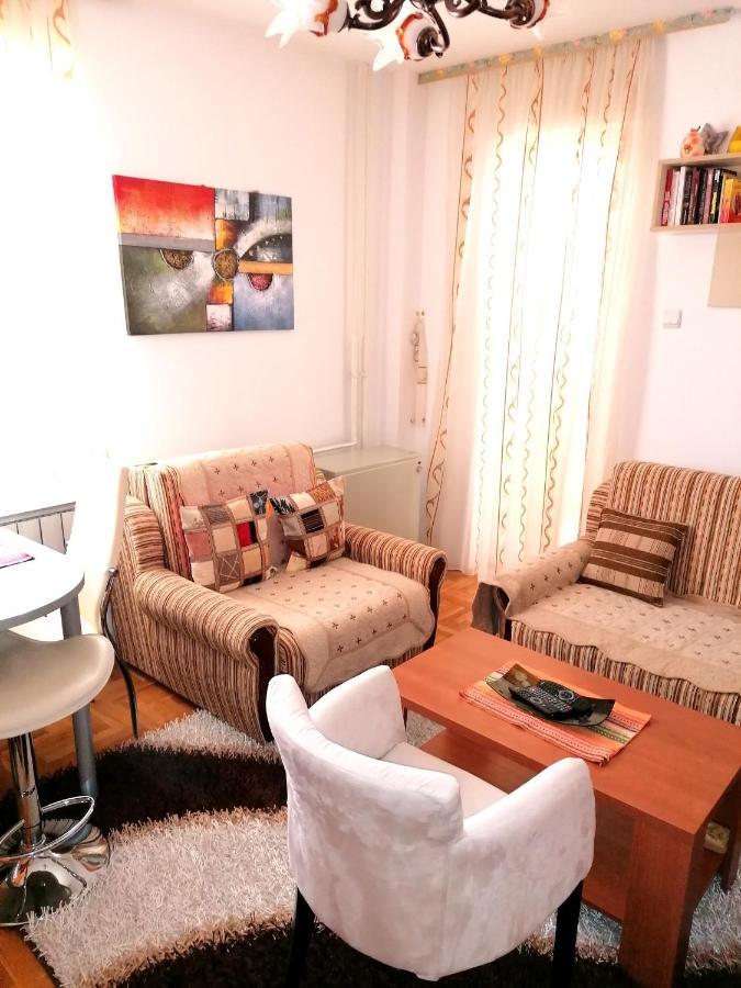 Apartman Nena Nova Varoš Exteriör bild